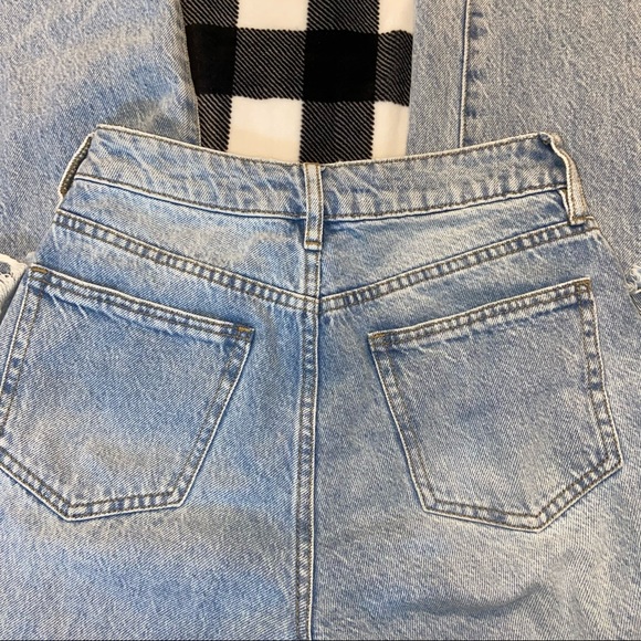 SOLD PacSun Light Blue Distressed Mom Jeans - Picture 5 of 6